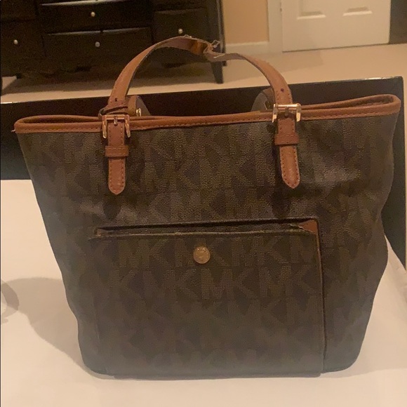 Michael Kors tote - Picture 1 of 7